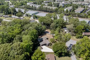 180 Lanewood Dr, Greenville, SC 29607 - Photo 33