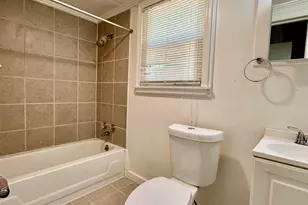 27 Wallace St, Greenville, SC 29605 - Photo 17