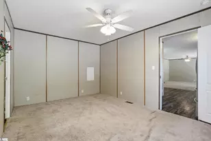 111 Lake Circle Rd, Marietta, SC 29661 - Photo 11