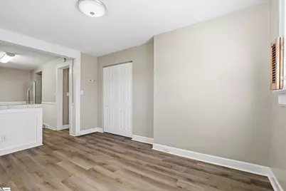 1021 Gentry Memorial Highway, Easley, SC 29640 - Photo 15