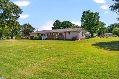 111 Highland Acres Drive, Boiling Springs, SC 29316 - Photo 1
