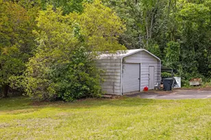 2728 Compton Bridge Rd, Campobello, SC 29322 - Photo 29