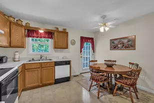 105 Old Keith Ct, Mauldin, SC 29662 - Photo 5