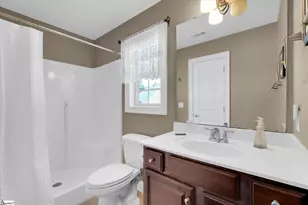 9 Hogarth St, Greenville, SC 29617 - Photo 35