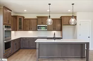 622 Winstone Trl, Woodruff, SC 29388 - Photo 7