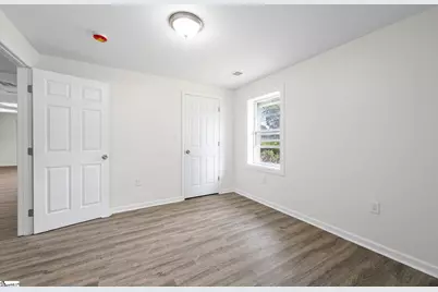 141 Edge Street, Wellford, SC 29385 - Photo 9