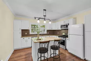 2561 Whitestone Rd, Spartanburg, SC 29302 - Photo 9