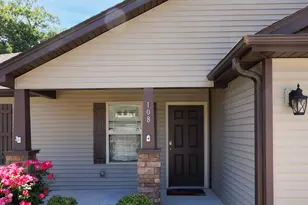 108 Summerdale Dr, Taylors, SC 29687 - Photo 3