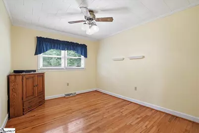 208 Skyland Drive, Clinton, SC 29325 - Photo 11