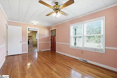 208 Skyland Drive, Clinton, SC 29325 - Photo 5