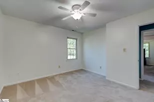 210 Oakmont Dr, Boiling Springs, SC 29316 - Photo 35