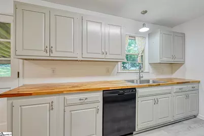 210 Oakmont Drive, Boiling Springs, SC 29316 - Photo 19