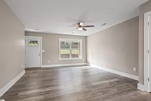 2 Hillbrook Rd, Taylors, SC 29687 - Photo 5
