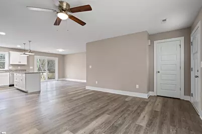 2 Hillbrook Road, Taylors, SC 29687 - Photo 3