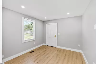 204 Woodfield Avenue, Fountain Inn, SC 29644 - Photo 17