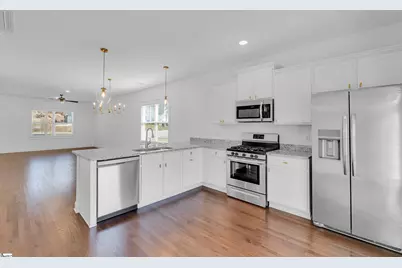 336 Prosperity Avenue, Greenville, SC 29605 - Photo 11