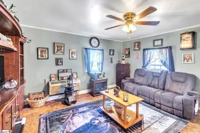 18 Gossett Street, Laurens, SC 29360 - Photo 7