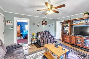 18 Gossett St, Laurens, SC 29360 - Photo 5