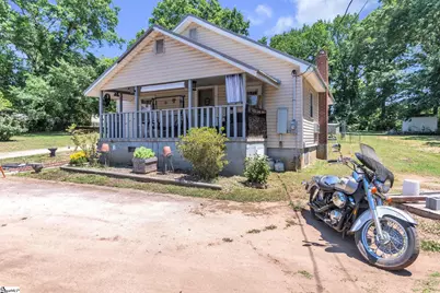18 Gossett Street, Laurens, SC 29360 - Photo 3