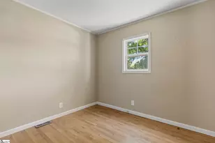 21 Henderson St, Inman, SC 29349 - Photo 15