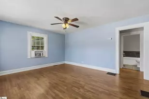 21 Henderson St, Inman, SC 29349 - Photo 5