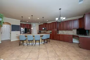 146 Creek Shoals Dr, Simpsonville, SC 29681 - Photo 9