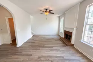 9 Bluff Ridge Ct, Greenville, SC 29617 - Photo 3