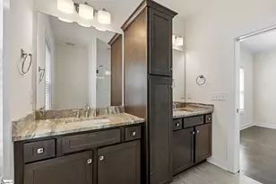14 Greenridge Dr, Greenville, SC 29607 - Photo 23