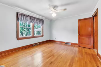 621 Church Street, Laurens, SC 29360 - Photo 15