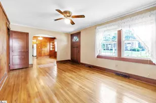 621 Church St, Laurens, SC 29360 - Photo 5