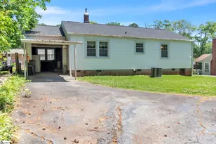 621 Church St, Laurens, SC 29360 - Photo 21
