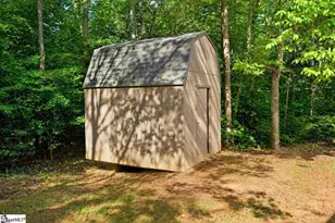 1040 Bennetts Bridge Rd, Greer, SC 29651 - Photo 27