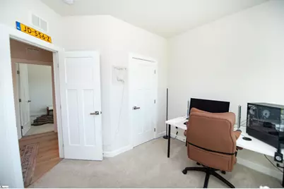 912 Bernstein Avenue, Spartanburg, SC 29302 - Photo 11