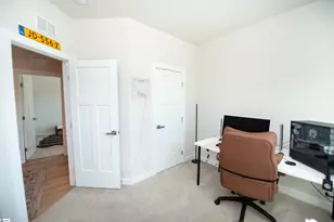 912 Bernstein Ave, Spartanburg, SC 29302 - Photo 11