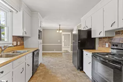 600 Sunnyside Drive, Greer, SC 29651 - Photo 9