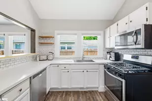 107 Chandler St, Greenville, SC 29609 - Photo 17