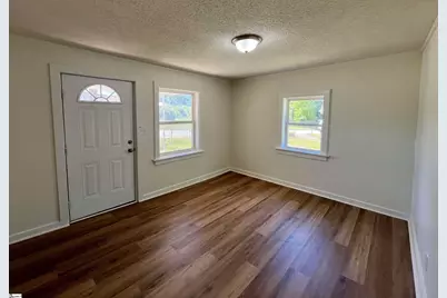 13 Clark Street, Laurens, SC 29360 - Photo 5