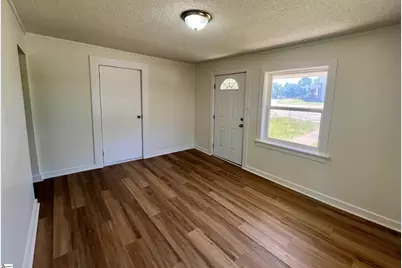 13 Clark Street, Laurens, SC 29360 - Photo 7