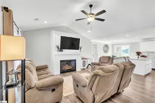 437 Cherokee Creek Rd, Gaffney, SC 29341 - Photo 7