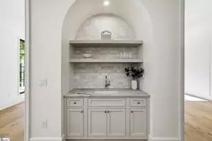 101 Sherwood St, Greenville, SC 29601 - Photo 13
