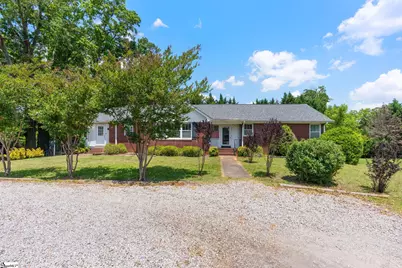 110 W Main Street, Duncan, SC 29334 - Photo 1