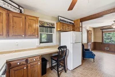 110 W Main Street, Duncan, SC 29334 - Photo 9