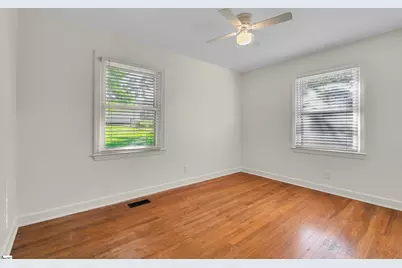 109 Center Drive, Greer, SC 29651 - Photo 7