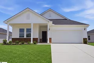 726 Parry Ct, Woodruff, SC 29388 - Photo 1