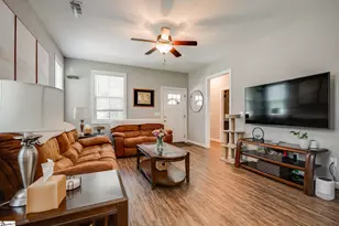 505 W D Ave, Easley, SC 29640 - Photo 9