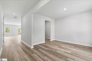 1525 Switchback Cir, Moore, SC 29369 - Photo 5