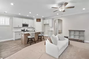 109 Townsend Ave, Greer, SC 29651 - Photo 5