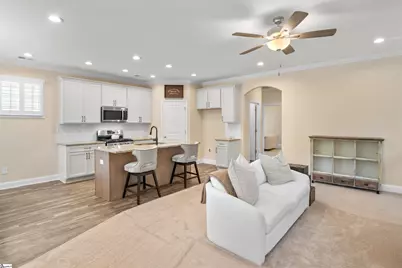 109 Townsend Avenue, Greer, SC 29651 - Photo 5