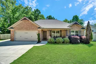 150 Pleasant Dr, Greer, SC 29651 - Photo 1