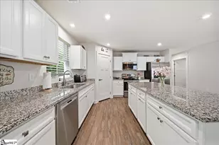 302 Stockland Trl, Fountain Inn, SC 29644 - Photo 11